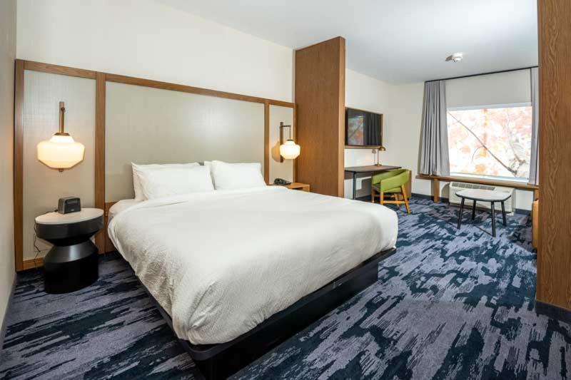 Fairfield Inn & Suites By Marriott Columbus Мерисвил Екстериор снимка